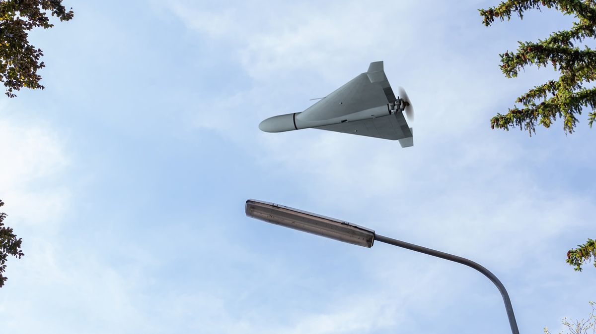 Poplach na Ukrajině: Hejna dronů zamířila i na západ země